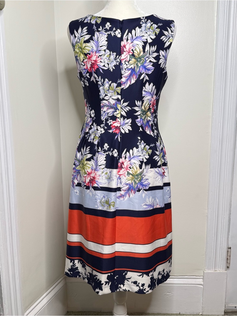 Roz & Ali Floral Midi Dress Women’s Size 6 Vibrant Pockets Brunch Altered? - Picture 6 of 16